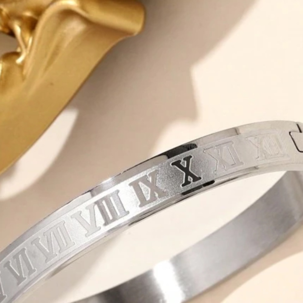 Silver Roman Numeral Bracelet